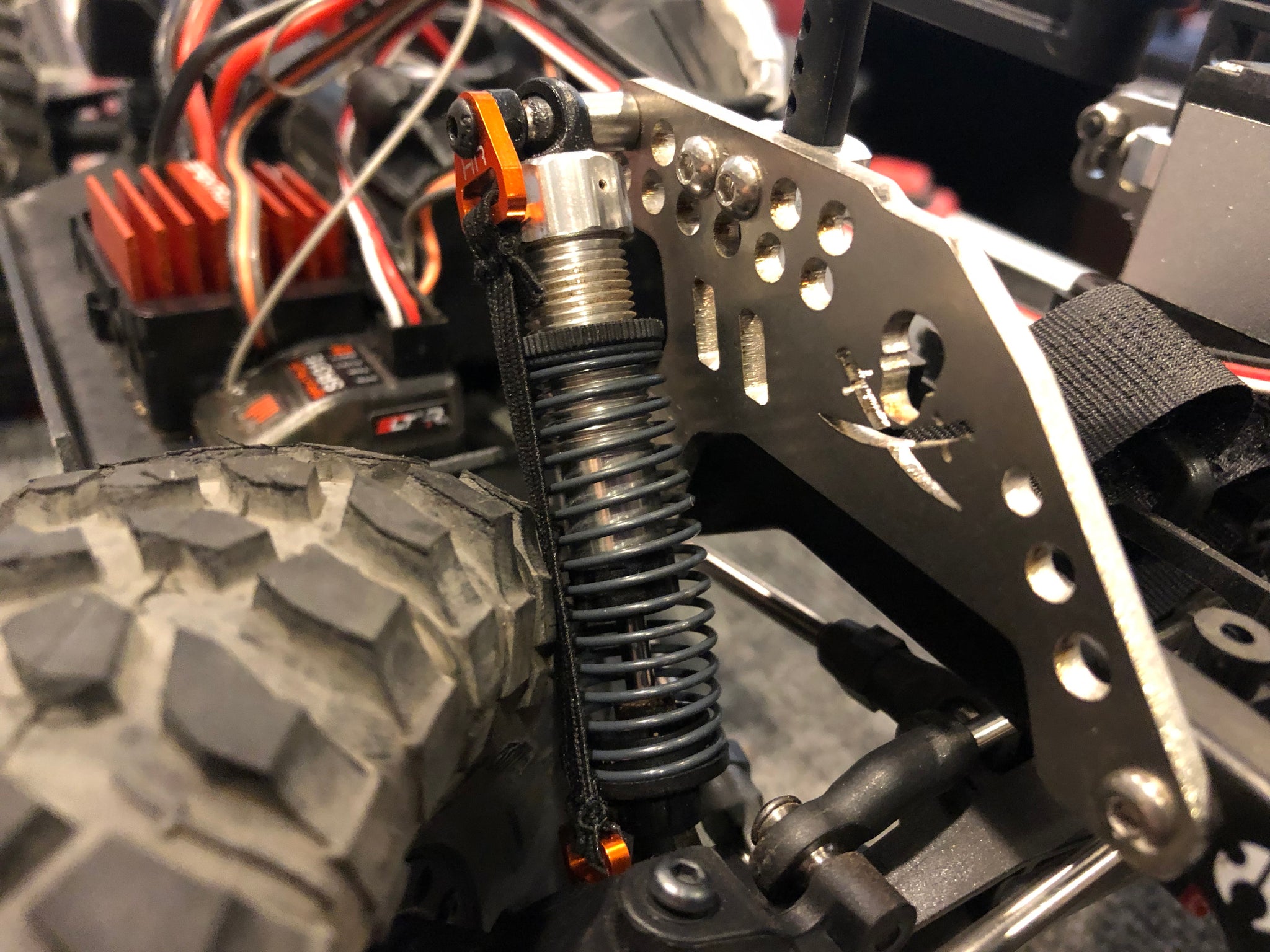 SCX10 III FRONT SHOCK TOWERS – Rock Pirates