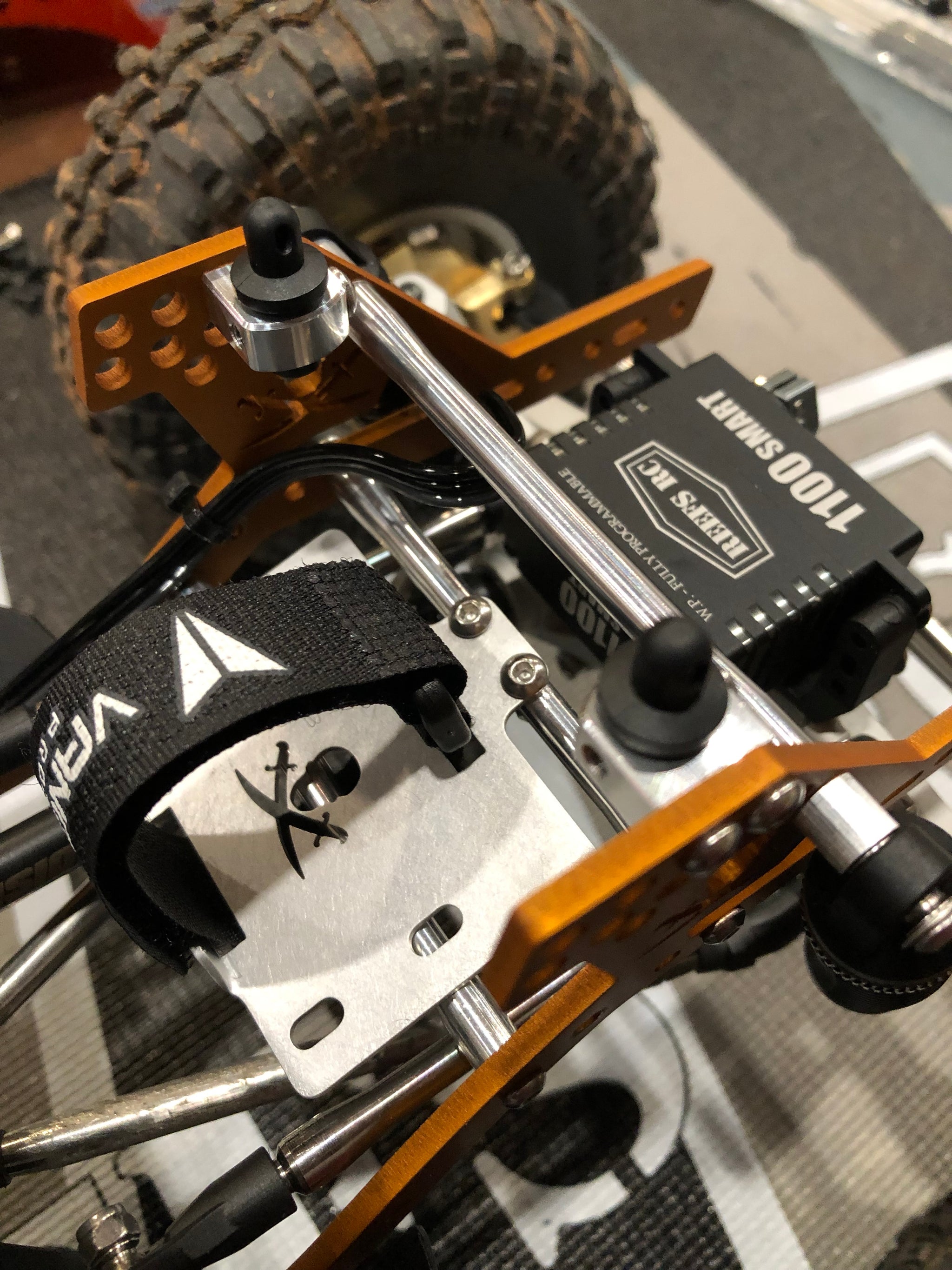 Flat Rail Crossmembers – Rock Pirates
