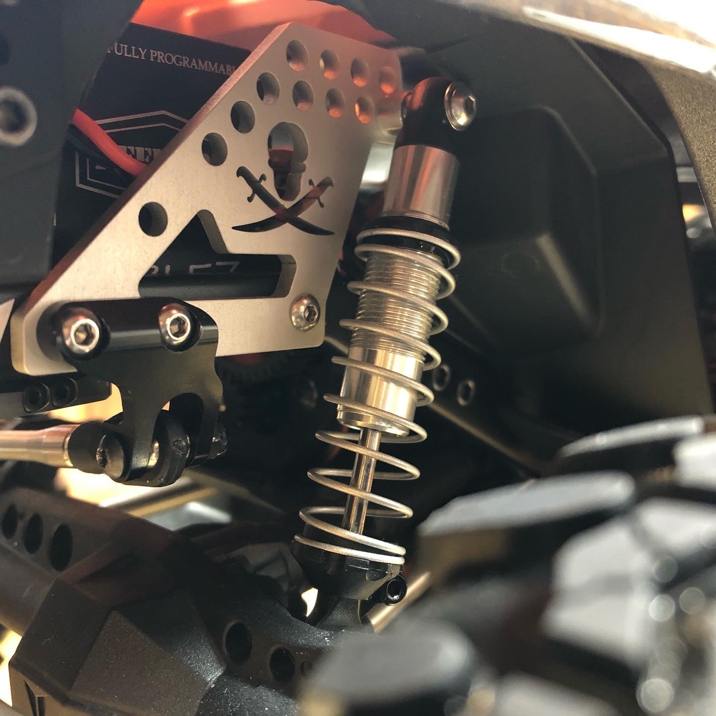 Front Shock Towers for VS4-10s – Rock Pirates